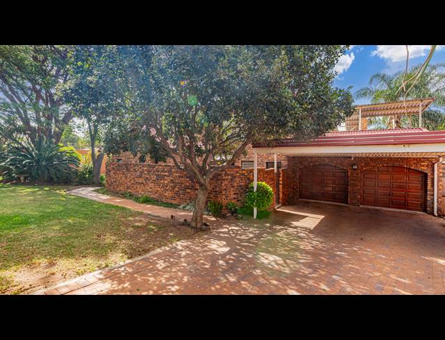 4 BEDROOM FREESTANDING FOR SALE IN BOSKRUIN